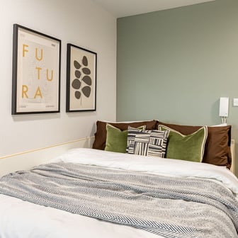 Silver Studio - Image 1